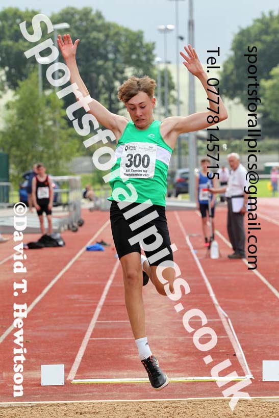 Mens and Boys long jump, 2021 North Eastern Track and Field Champs., Middesbrough. Photo: David T. Hewitson/Sports for All Pics